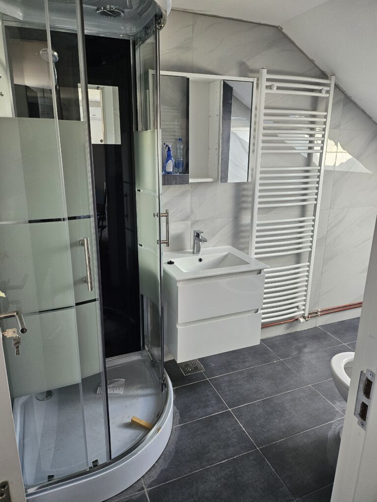 Zavrsena adaptacija kupatila.