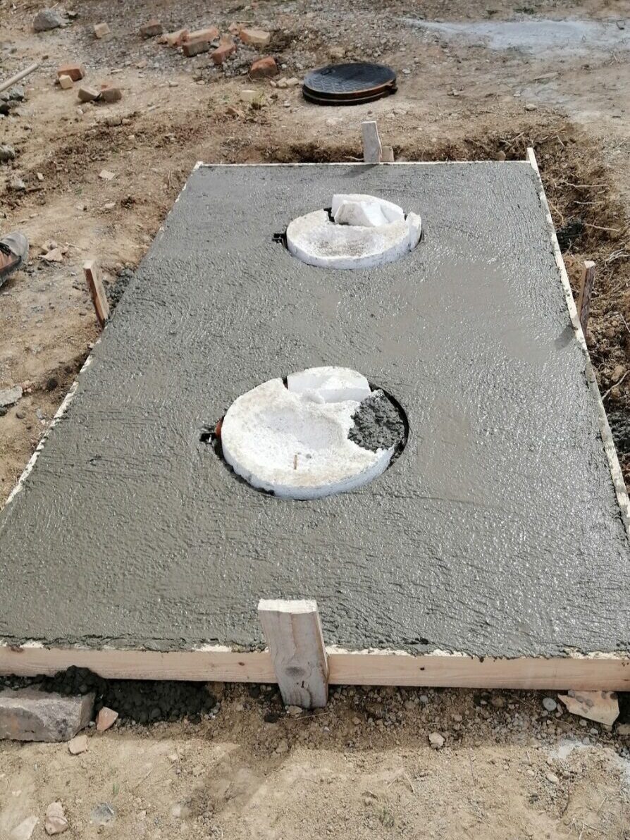 Zidanje šahte sa betonskom pločom i 2 reviziona otvora