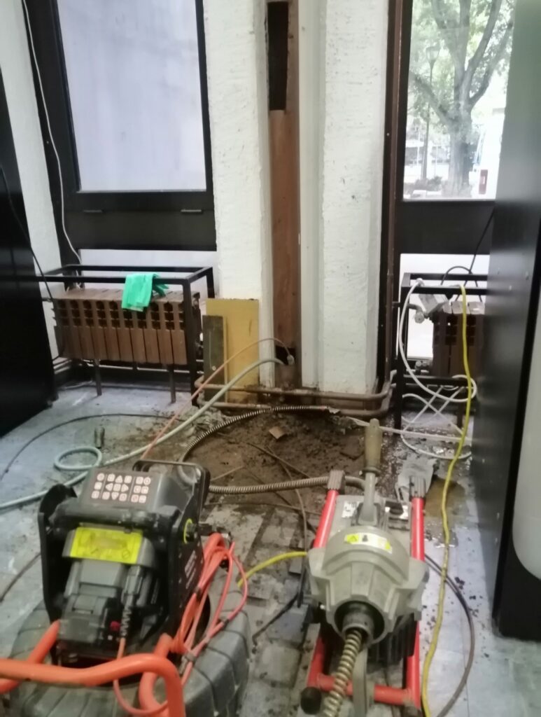 Odgusenje kanalizacione vertikale 3 1000014846
