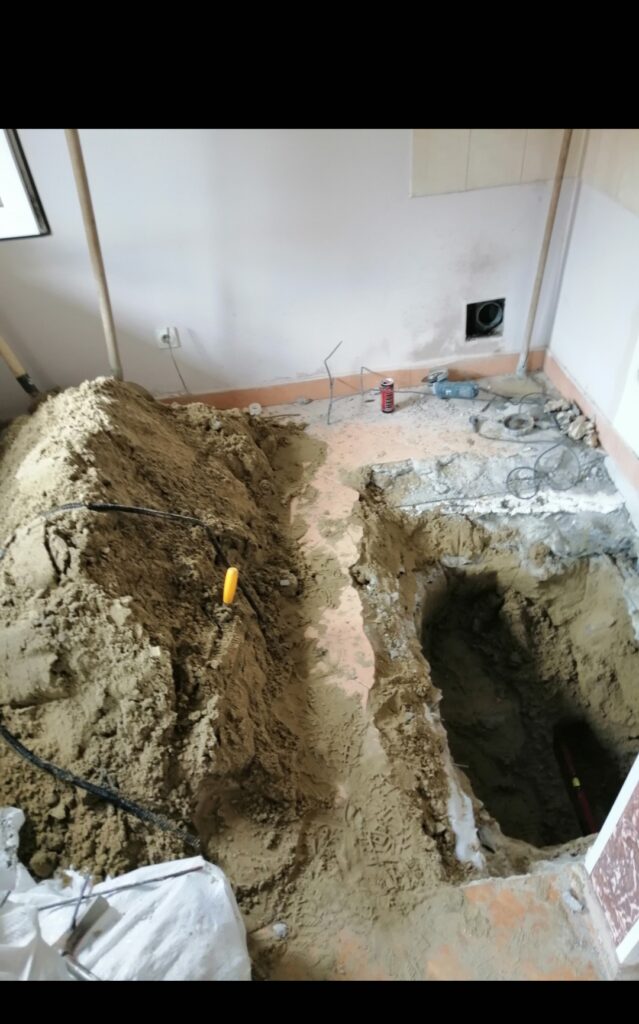 Otklonjena havarija kanalizacione cevi u stanu Vodoinstalater Novi Sad 5 1000014892