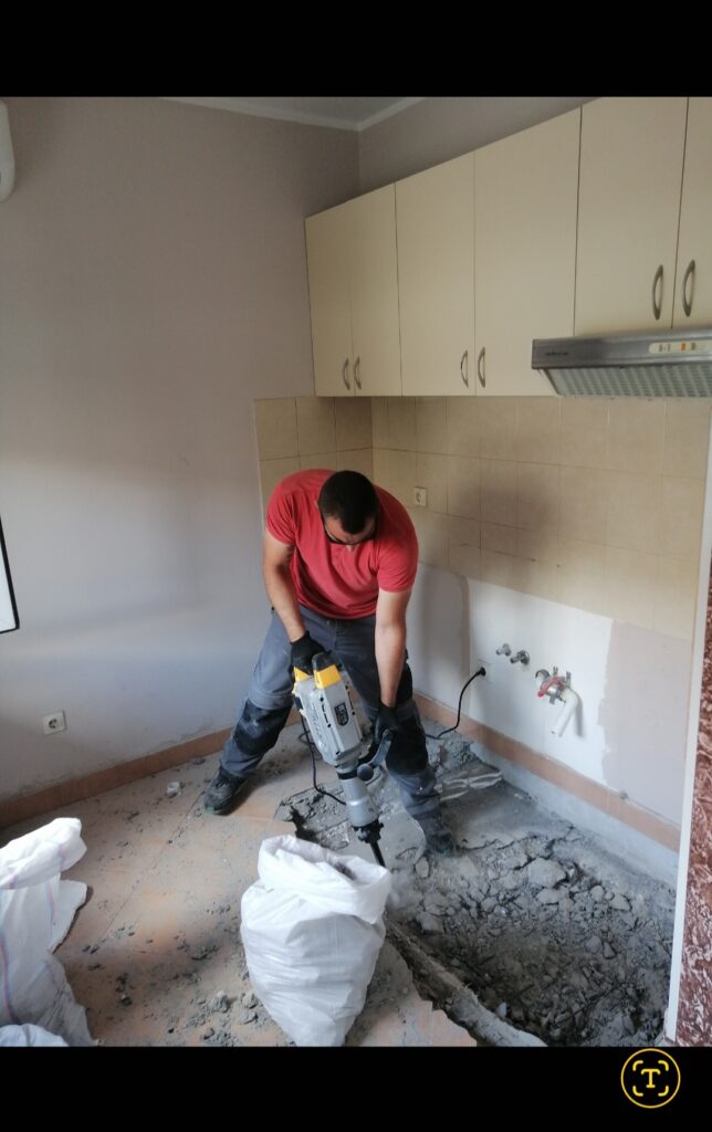 Otklonjena havarija kanalizacione cevi u stanu Vodoinstalater Novi Sad 2 1000014898