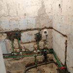 Instalacije za kupatilo pre keramike