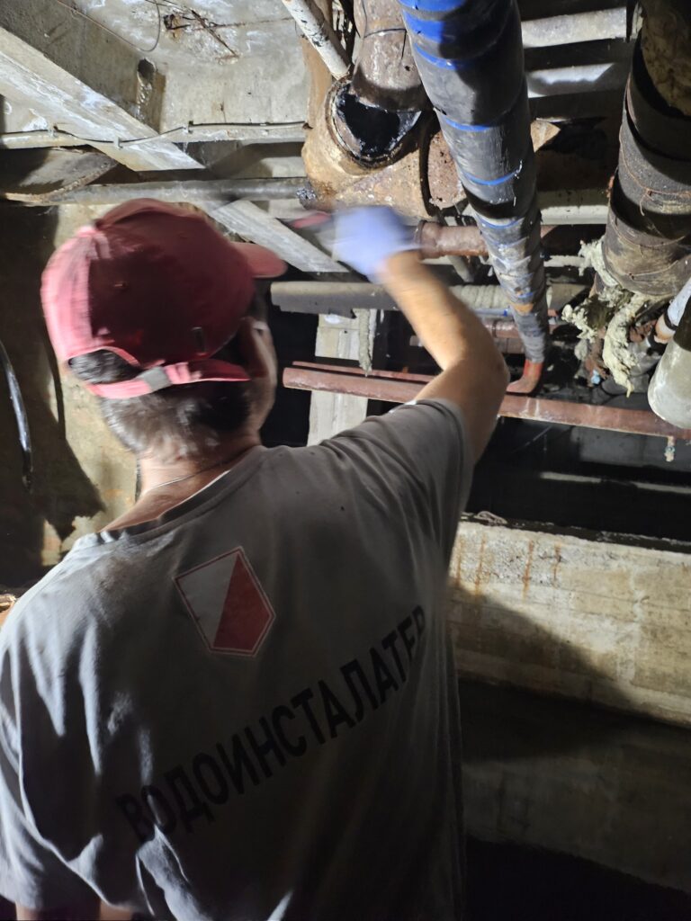 Radovi na popravci kanalizacione cevi Vodoinstalater Novi Sad 6 Radovi na popravci kanalizacione cevi Vodoinstalater Novi Sad
